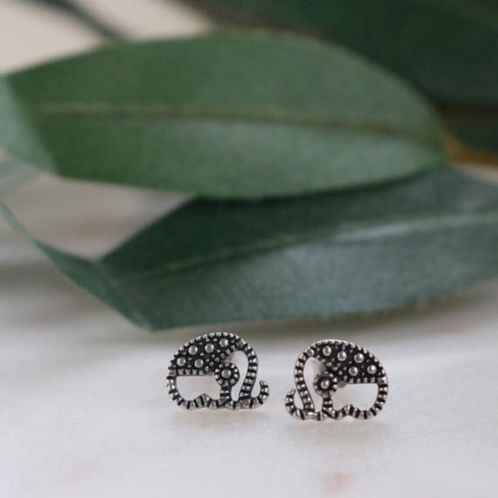 925 Silver Elephant Earrings.